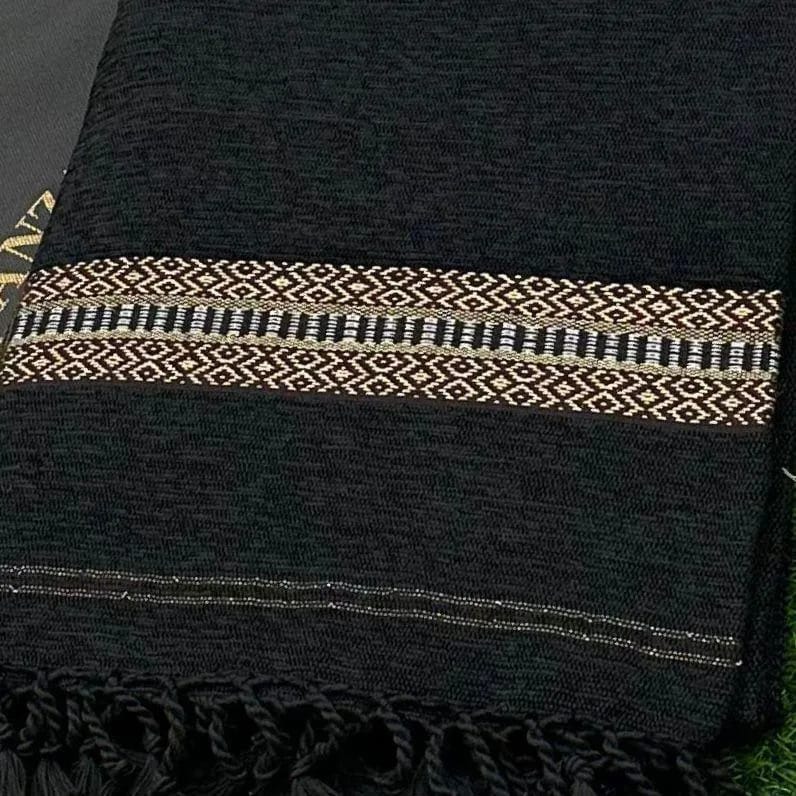 Luxurious 1 Pc Men's Velvet Plain Shawl in Black Color