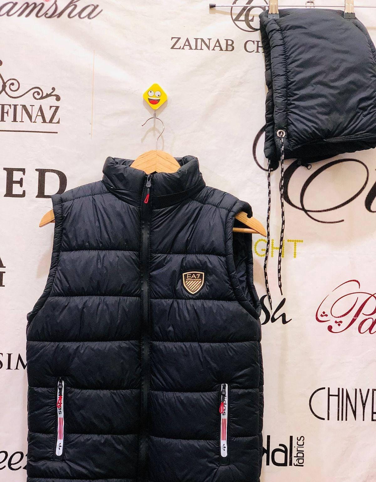 Men Sleeveless Parachute Jacket